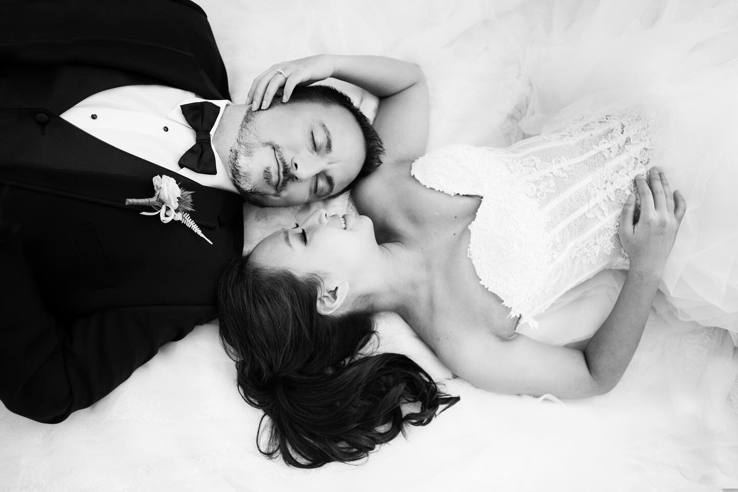 Another day, another post sharing gorgeous portraits of Sabrina and Aaron from our portrait session in Taiwan 5 years ago